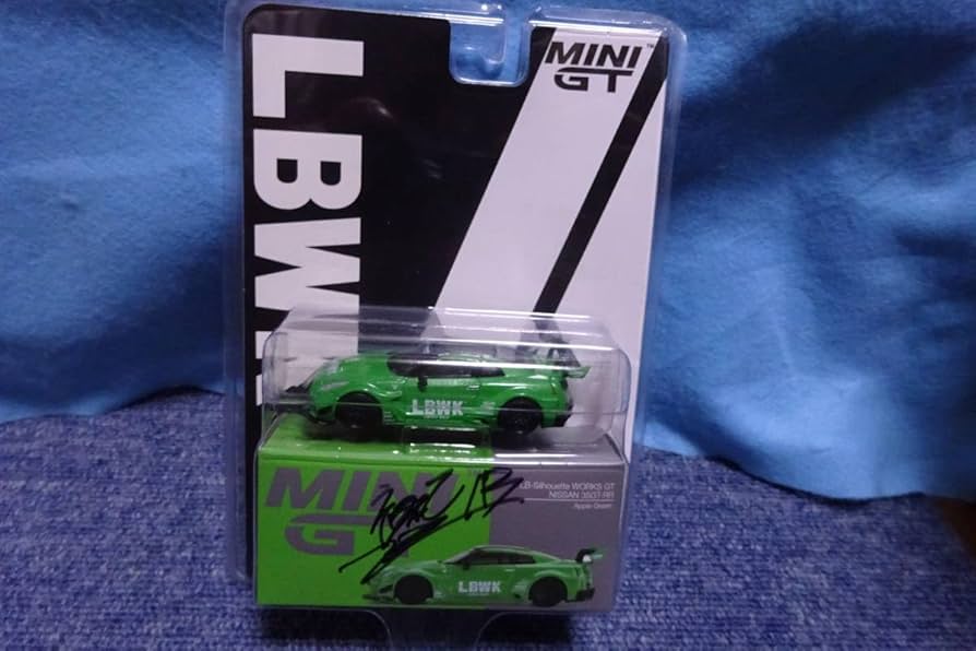 Mimi gt r34 lbwkサイン入り Mimi gt r34 lbwkサイン入り